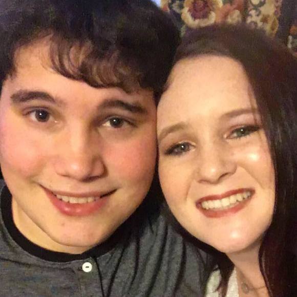 Meet your Posher, Kaitlin - Picture 1 of 1